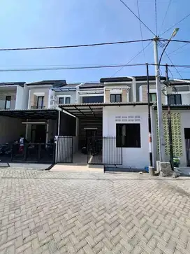 Disewakan rumah di Alana Tambak Oso