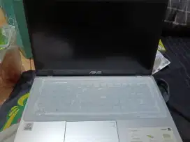 Di jual Laptop ASUS