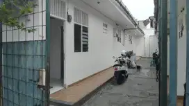 RUMAH JALAN MOBIL