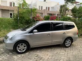 GRAND LIVINA 1.5 XV MATIC 2011