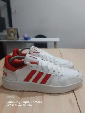 Sepatu Adidas Neo