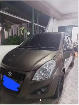 Dijual Suzuki Splash 2015 AT