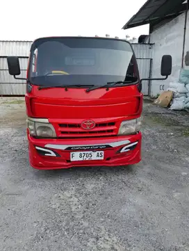 Toyota dyna 110et towing