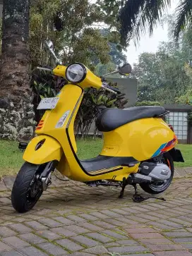 Vespa Primavera S 150 ABS IGet pmk 2024 Odo 6rb Yellow Sole Koko Motor