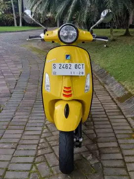 Vespa Primavera S 150 ABS IGet pmk 2024 Odo 6rb Yellow Sole Koko Motor