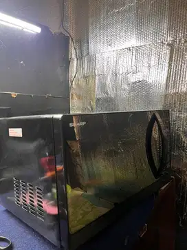 Microwave SHARP R728KIN