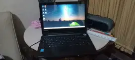 Laptop.Toshiba 13 inchi layar sentuh Baterei Baru Nego Suka2