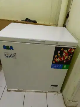 Frezer RSA  dingin