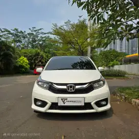 Honda Brio 1.2 E AT 2021