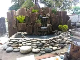 Pembuatan kolam ikan dan taman