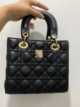 Tas honyan preloved