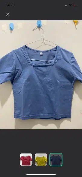 Kaos crop cewe ukuran m