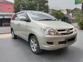 Dijual Kijang Innova 2.0 Type E Bensin Tahun 2005