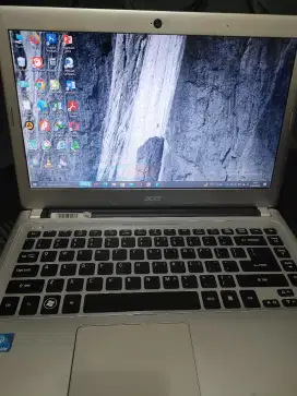 Jual cepat laptop Acer second / Nego