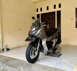 Honda ADV 150 CBS ISS MULUSSS Pajak Hidup Panjang Surat Lengkap