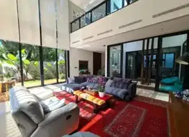 Dijual Rumah Luas Dan Mewah Di Bintaro Sektor 9  8280