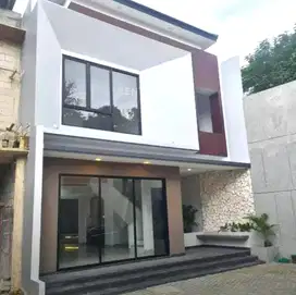 Rumah Baru Di Dekat Tol Parigi Semi Furnished  8335