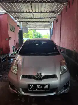 Toyota Yaris 2012