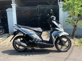 Honda Beat 2016 Putih Nopol Pilihan