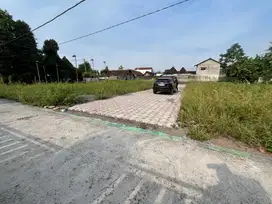 DEKAT GEMBIRA LOKA: Tanah Jogja Ringroad Timur Janti
