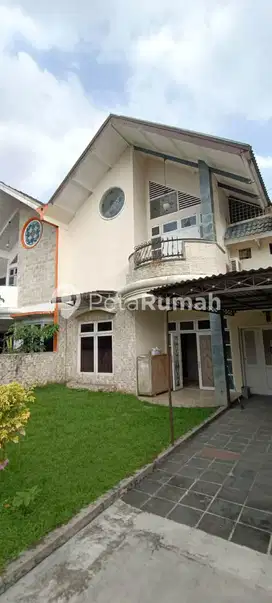 DIJUAL VILLA JALAN KARYA WISATA  KOMPLEK CITRA WISATA