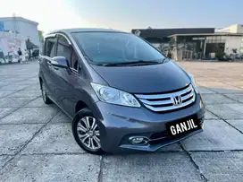 [KM 78 rb] Honda Freed 1.5 E PSD Audio Steer AT/Matic Tahun 2015