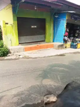 DISEWAKAN CEPAT KIOS DEKAT PASAR