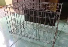 Kandang besi Galvanis