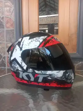 Helm fullface kyt