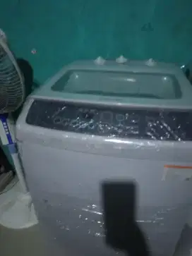 Mesin cuci satu tabung merk Samsung kapasitas 8kg mulusss