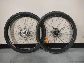 Wheelset 27,5  freehub raze jangkrik plus ban 210