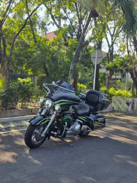Harley Davidson CVO Ultra Classic FP Mabua