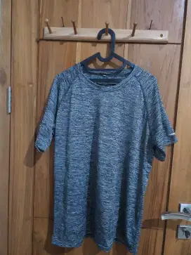Jersey Kaos Olahraga Pria