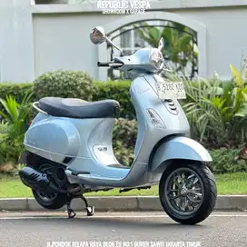 DIJUAL CEPAT  Vespa LX 125 IGET LED Th 2023 WARNA GREY DELICATO