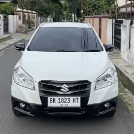 [DP 25jt ] Suzuki SX4 S Cross 1.5 A/T 2017 Putih