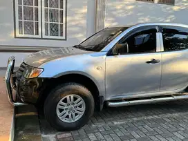 DIJUAL STRADA TRITON 2011