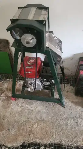 Dijual mesin parut kelapa kondisi baru
