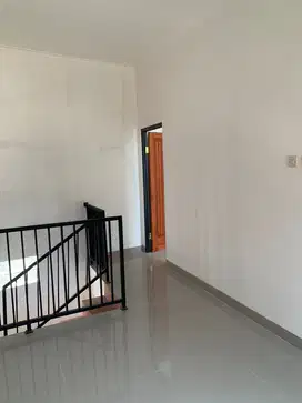 cluster cantik 2 lantai dekat dengan stadion pakansari hanya 2 menit!!