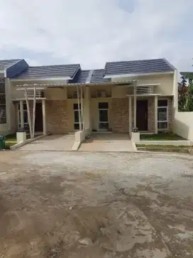 Dikontrakkan Rumah Di Pesona Alam Lengkap tinggal bawa baju