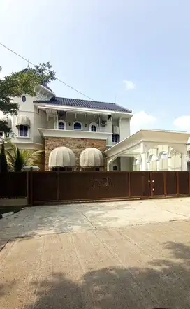 Best Price Rumah Mewah furnished kolam renang Antapani Bandung