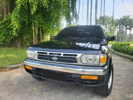 Nissan Pathfinder at.Diesel 4x4