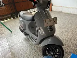 Vespa s124 2022