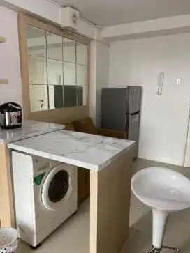 Di sewakan kembali 2bedroom full furnise tower helconia  apt Bassura