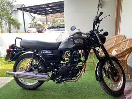Kawasaki W 175 L ( injeksi ) terbaru