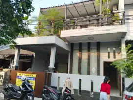 RUMAH MINIMALIS MODERN DI PEKAYON INDAH - GALAXY
