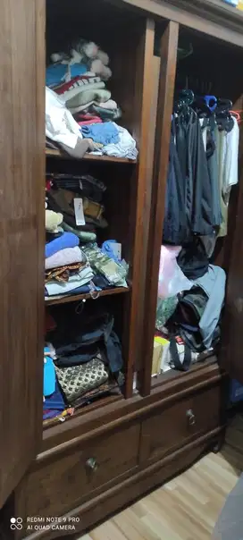 Lemari Baju Jati 2 Pintu 2 Laci