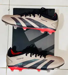 Sepatu Bola Adidas Predator PRO FG IF7327