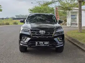 Toyota Fortuner GR Sport 2.4 AT Th 2021 Super Istimewa