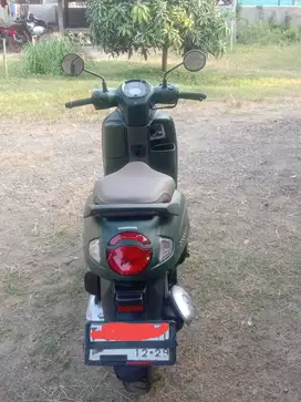 Honda Scoopy hijau