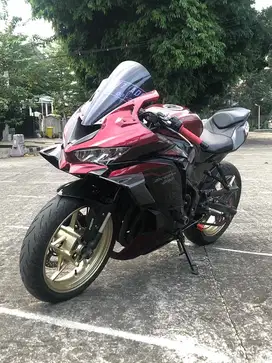 Zx25r abs se red chasis